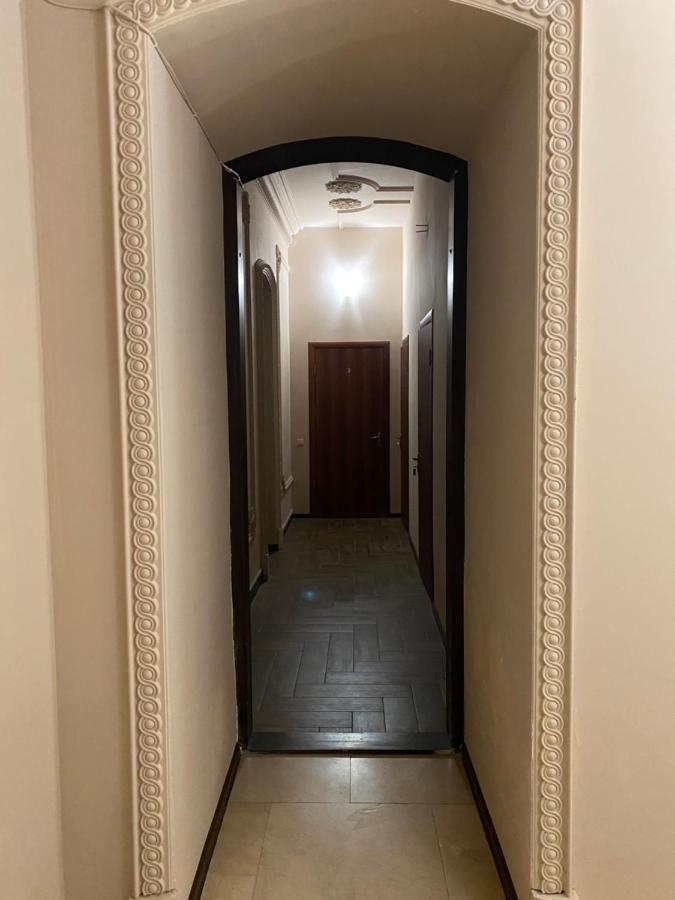 Home Apartment Kiev Buitenkant foto